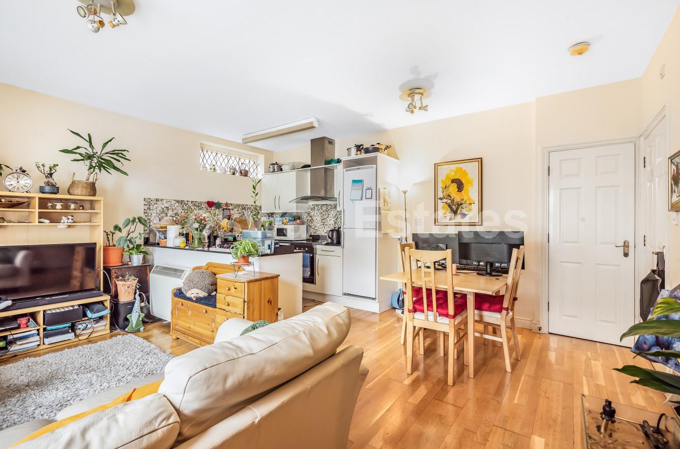 Monterey Close, Mill Hill